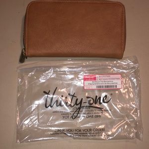 Thirty-one All about the Benjamin’s wallet